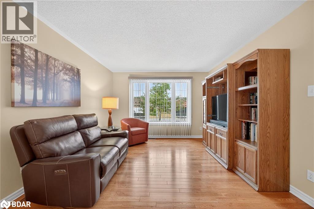Photo 8 of 99 Sproule Drive, Barrie ON