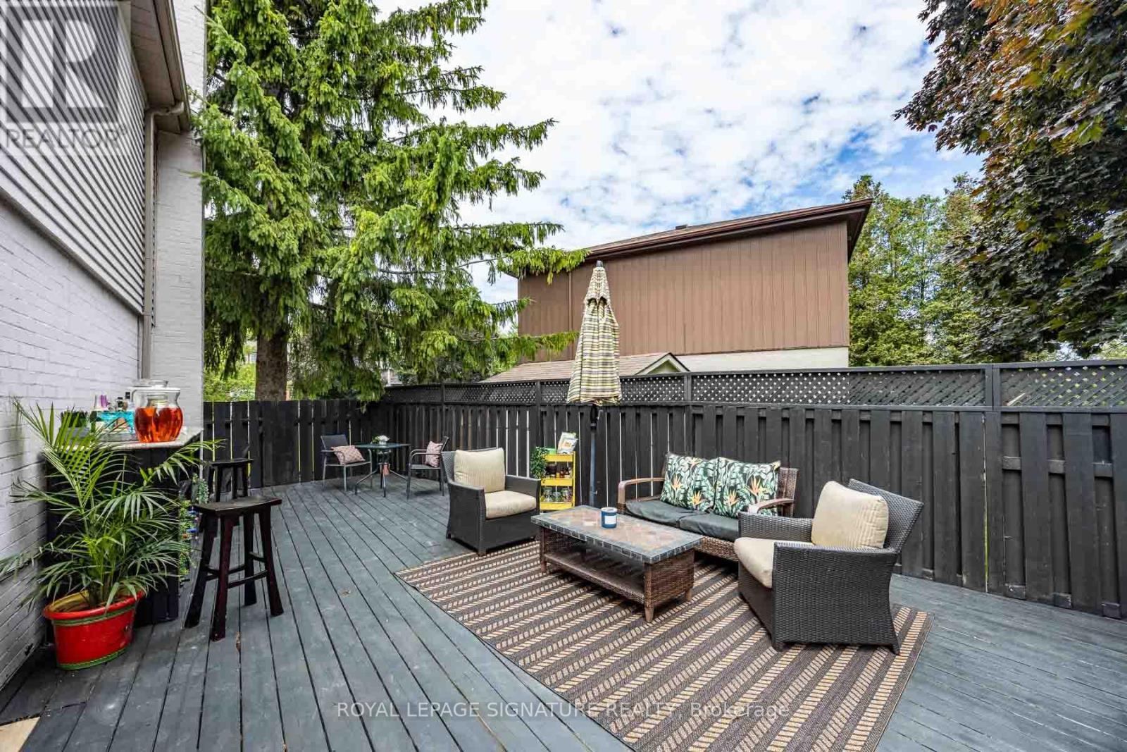 Photo 8 of 105 Catalina Drive, Toronto ON