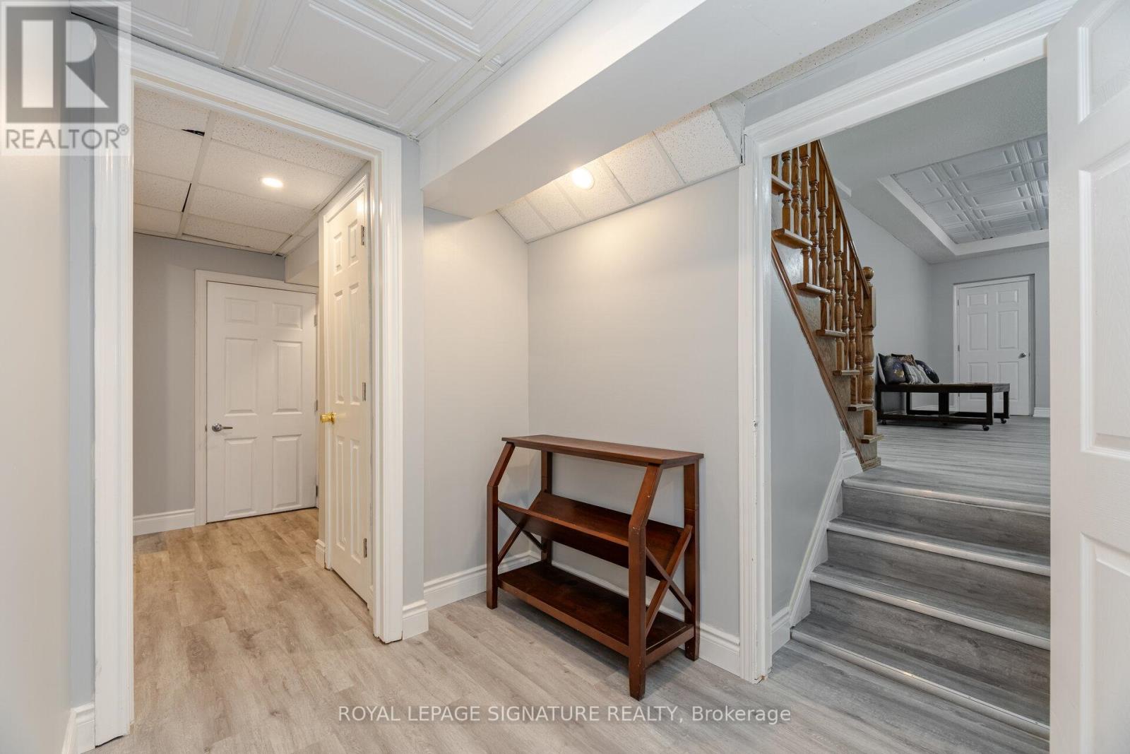 Photo 1 of 574 Antigua Crescent, Oshawa ON
