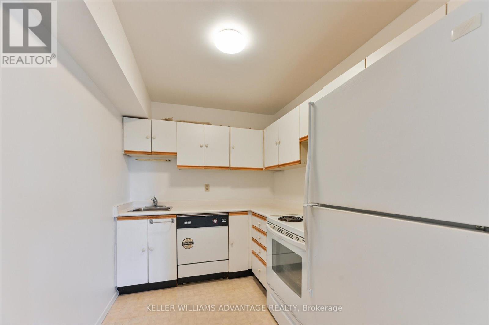 Photo 16 of 501 3050 Ellesmere Road, Toronto ON
