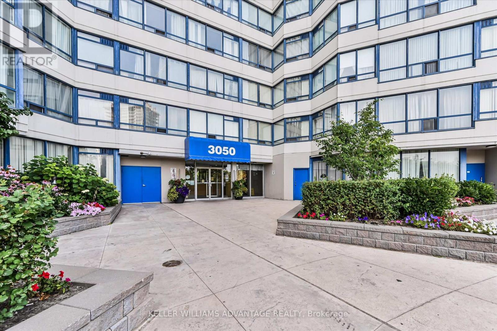 Photo 2 of 501 3050 Ellesmere Road, Toronto ON