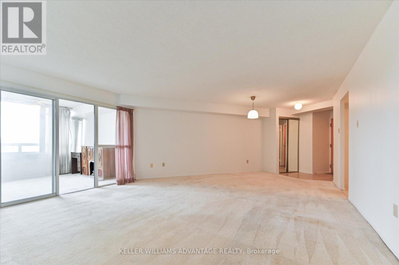 Photo 9 of 501 3050 Ellesmere Road, Toronto ON