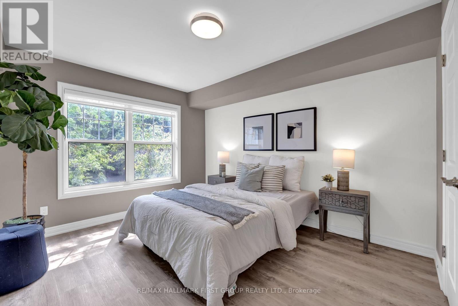 Photo 11 of J 2 1657 Nash Road, Clarington ON