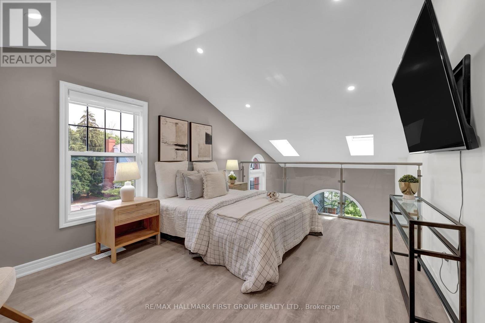 Photo 17 of J 2 1657 Nash Road, Clarington ON