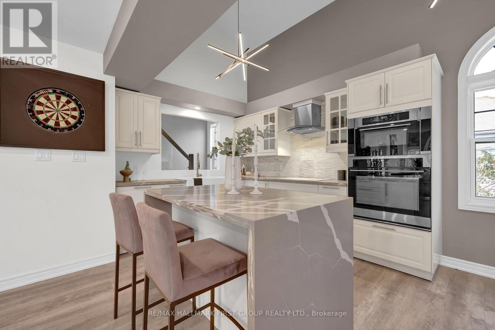 Photo 4 of J 2 1657 Nash Road, Clarington ON