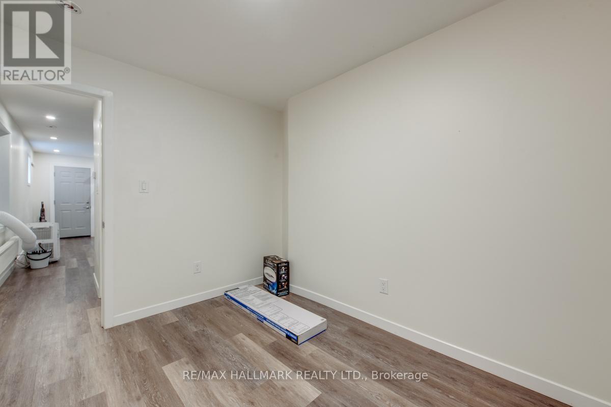 Photo 14 of Main 233 Kingston Road, Toronto ON