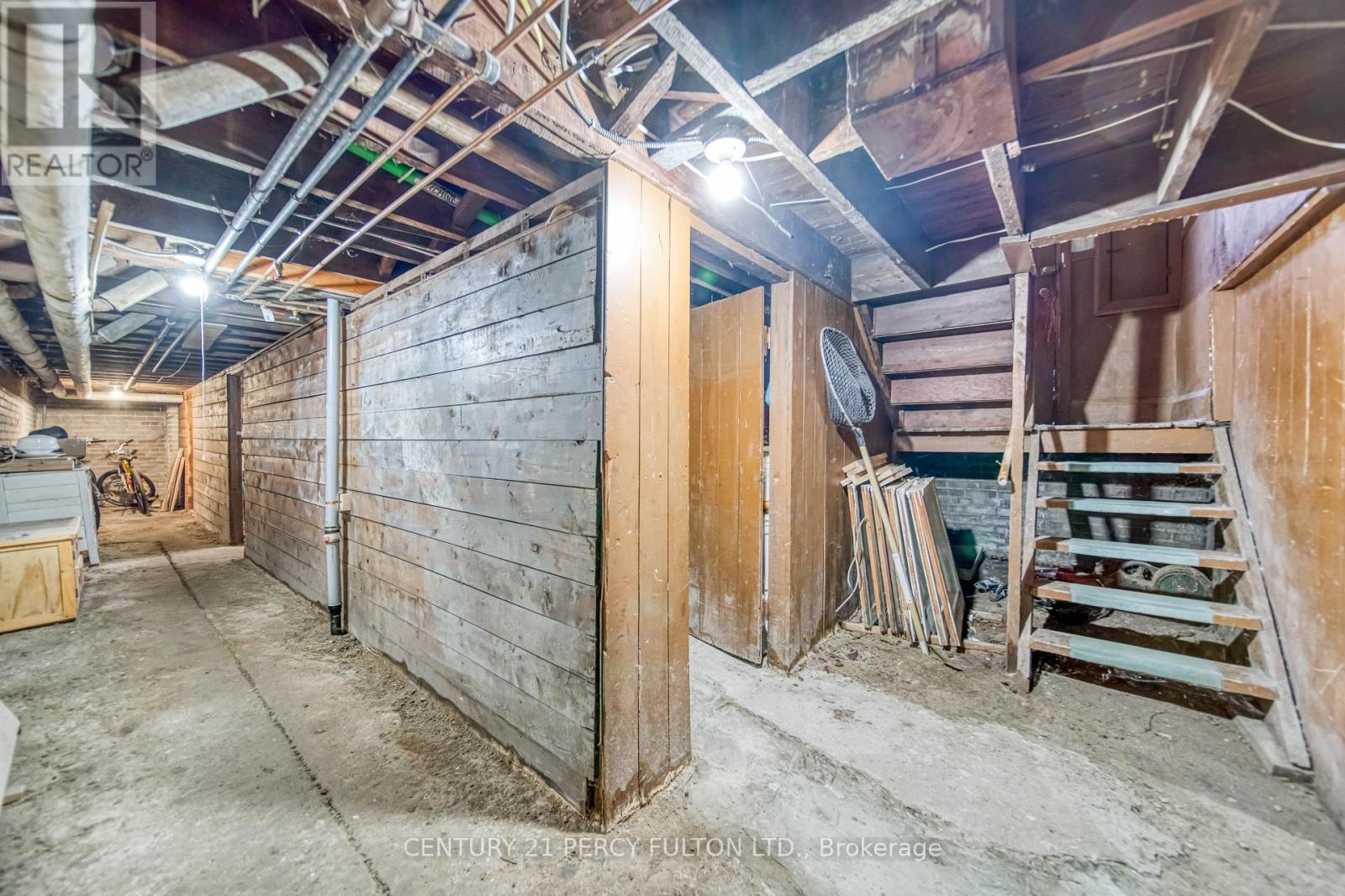 Photo 6 of 48 50 Scarboro Beach Boulevard, Toronto ON