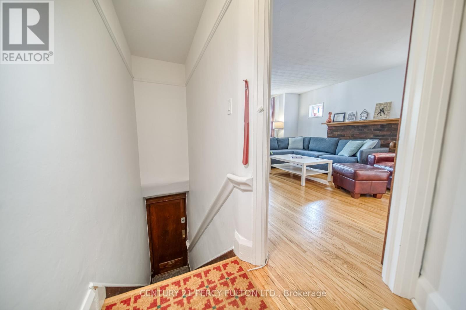 Photo 23 of 48 50 Scarboro Beach Boulevard, Toronto ON