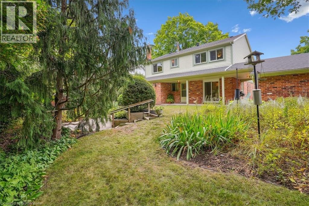Photo 17 of 247 Beechfield Road, Oakville ON