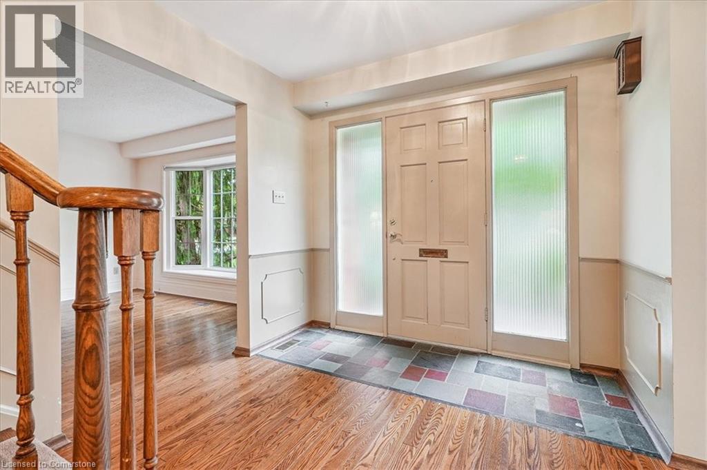 Photo 2 of 247 Beechfield Road, Oakville ON