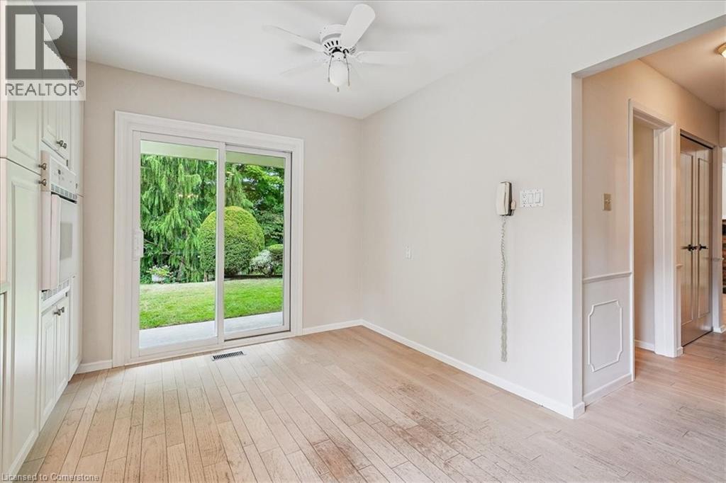 Photo 6 of 247 Beechfield Road, Oakville ON