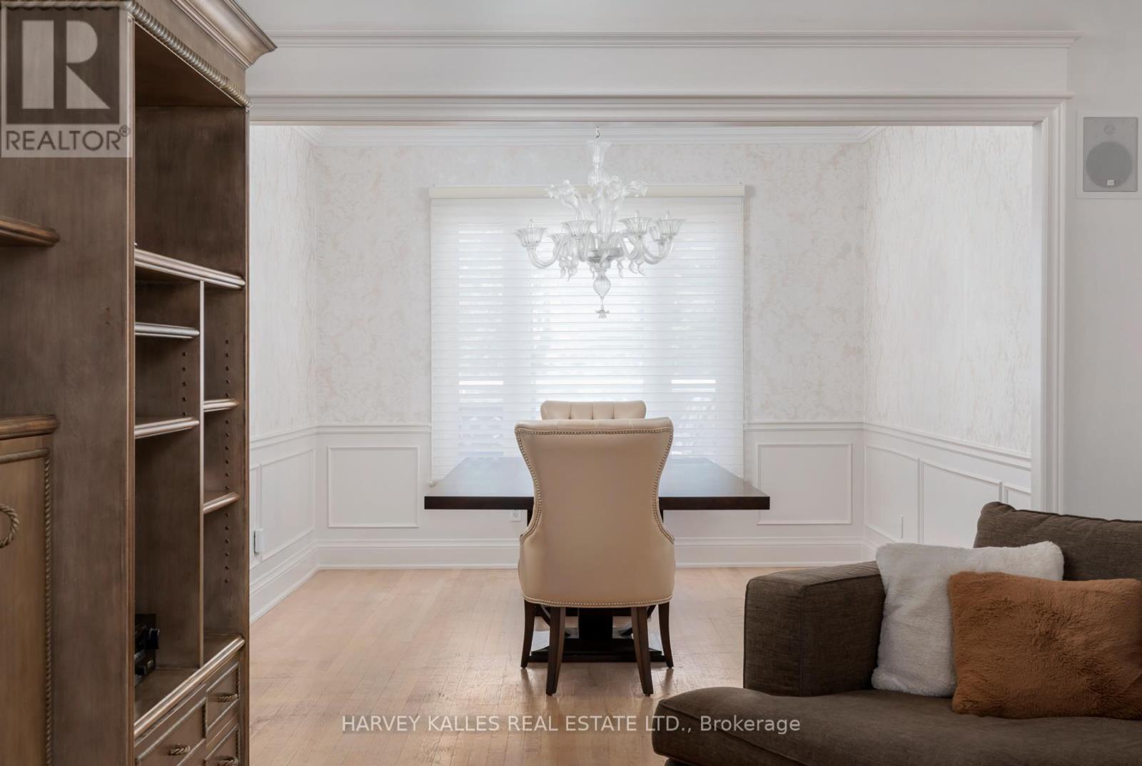 Photo 8 of 12 Alta Vista Court, Vaughan ON
