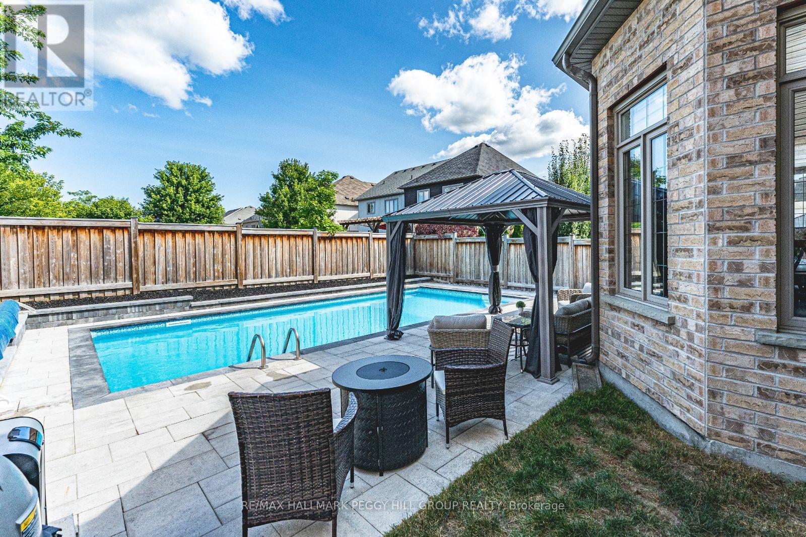 Photo 19 of 14 Arnold Crescent, Essa ON