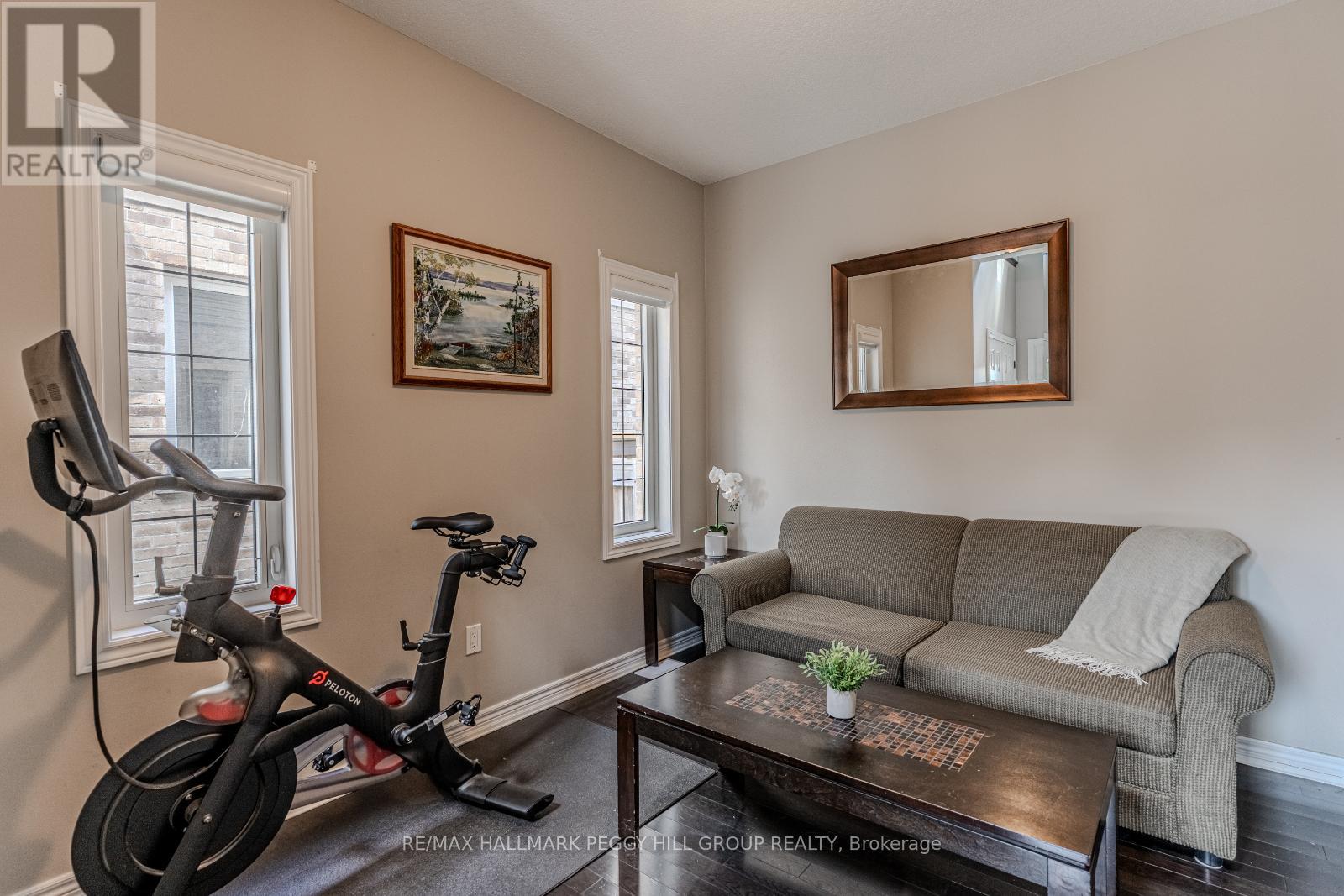 Photo 7 of 14 Arnold Crescent, Essa ON