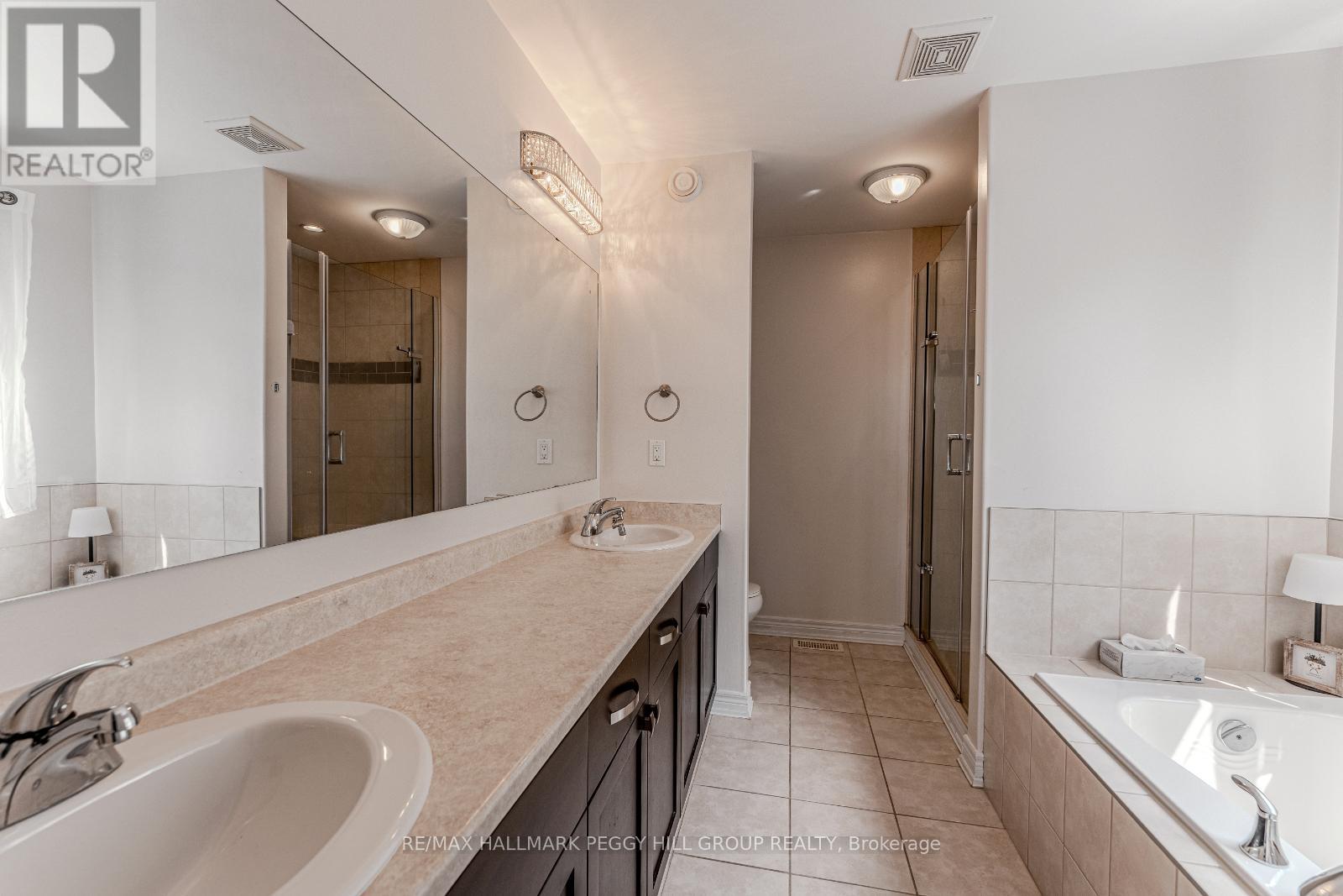 Photo 9 of 14 Arnold Crescent, Essa ON