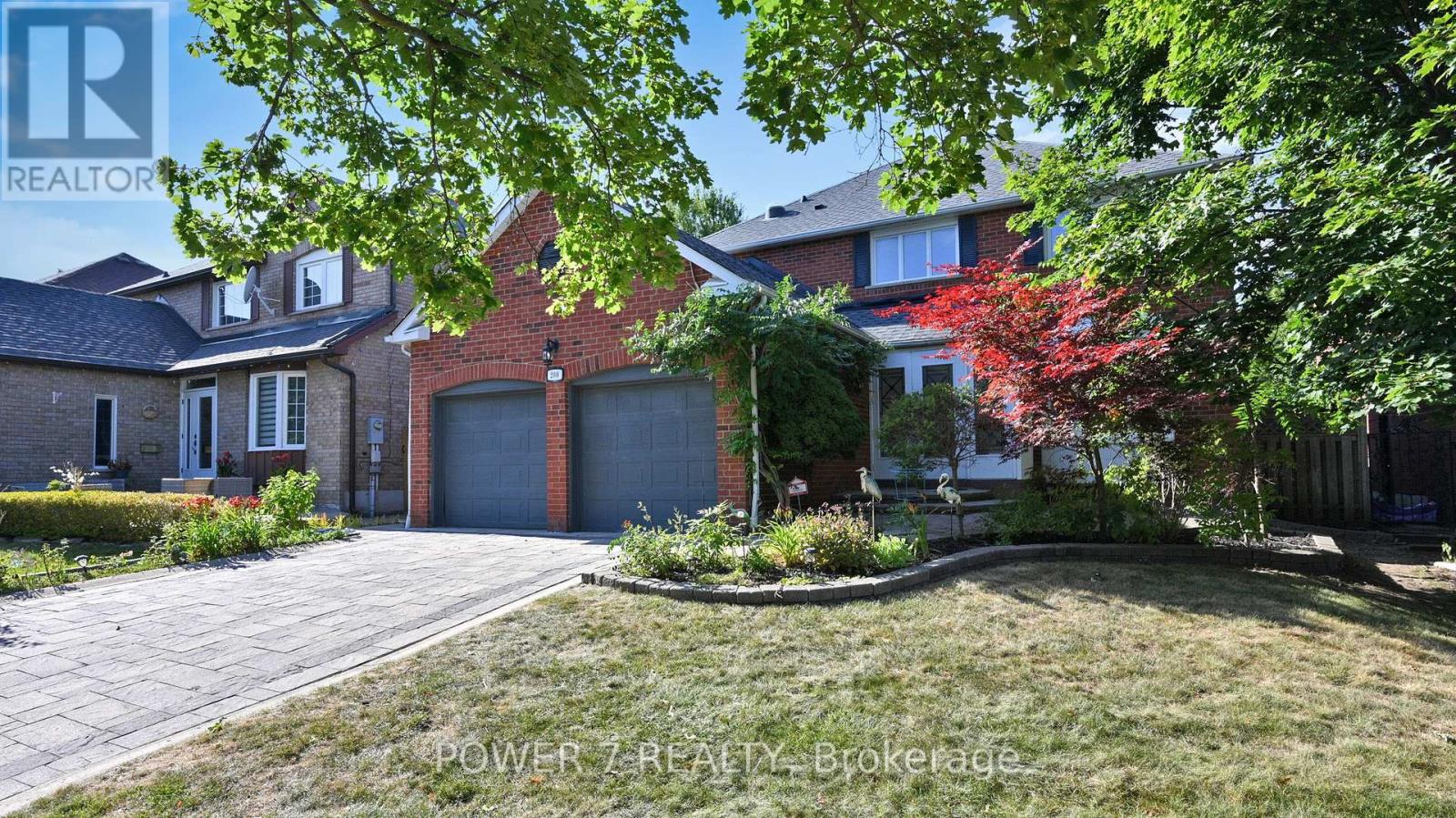 Photo 2 of 200 Carrington Drive, Richmond Hill ON