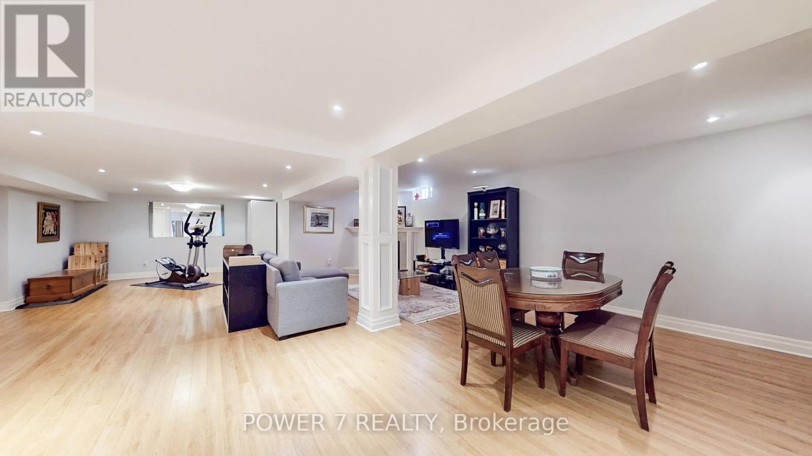 Photo 39 of 200 Carrington Drive, Richmond Hill ON