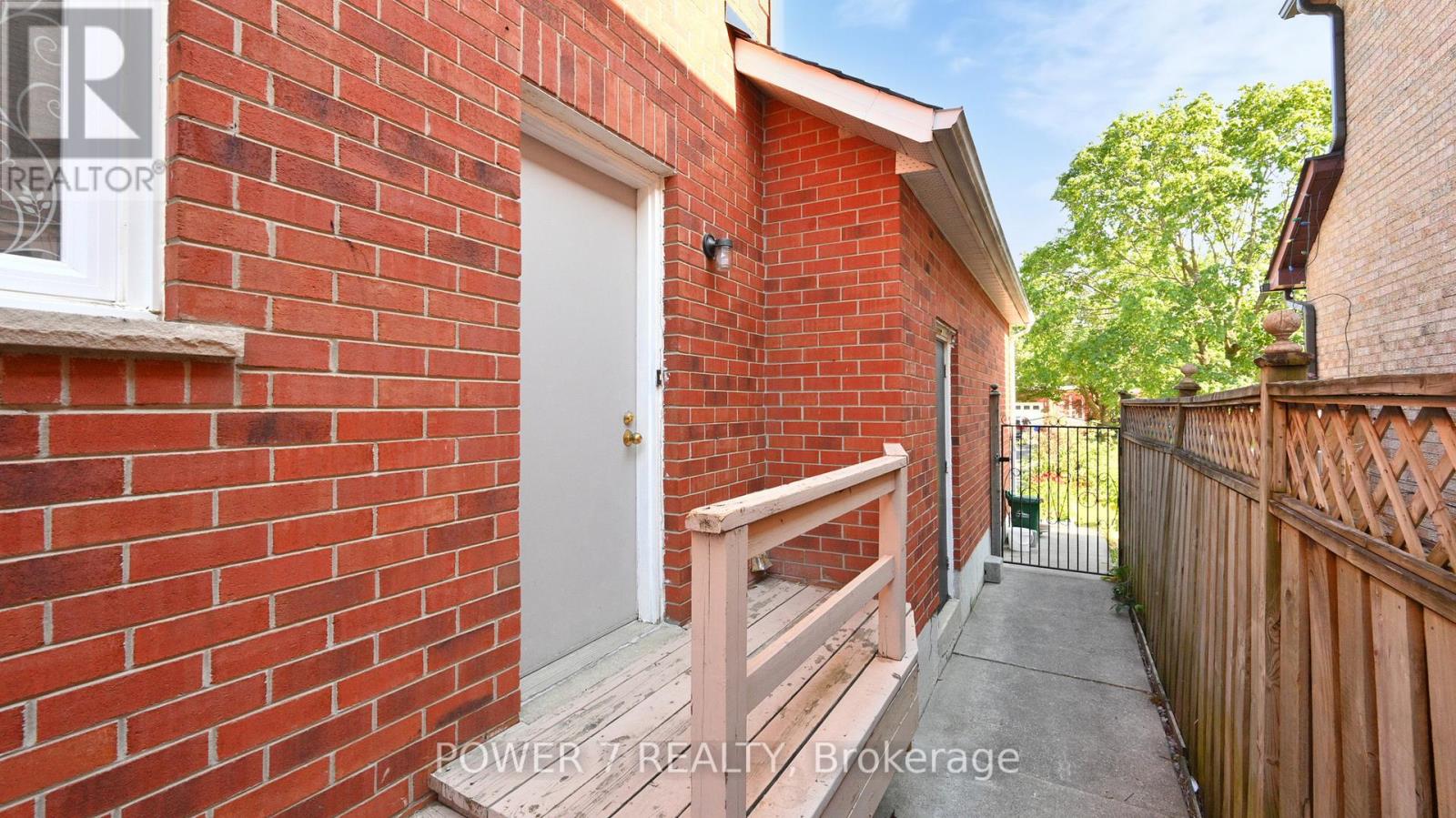 Photo 50 of 200 Carrington Drive, Richmond Hill ON
