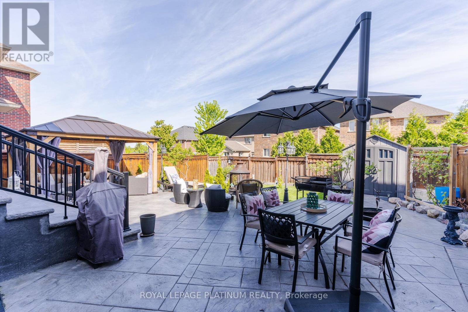 Photo 39 of 52 Jewel House Lane, Barrie ON