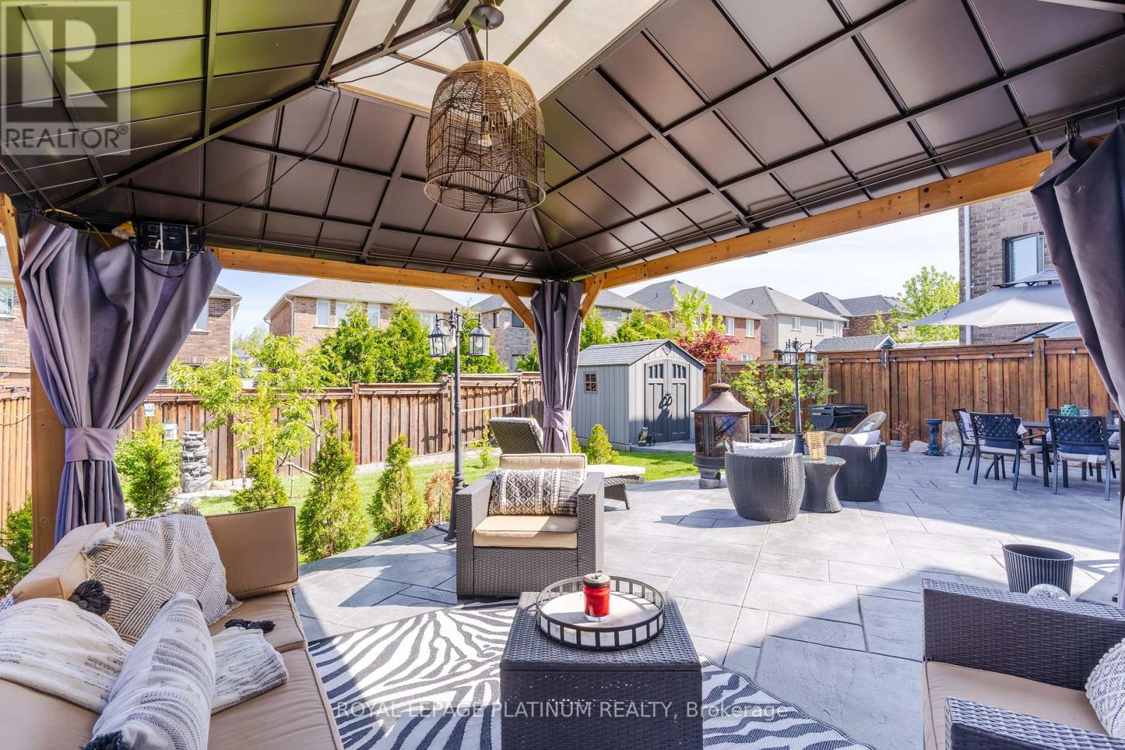 Photo 40 of 52 Jewel House Lane, Barrie ON