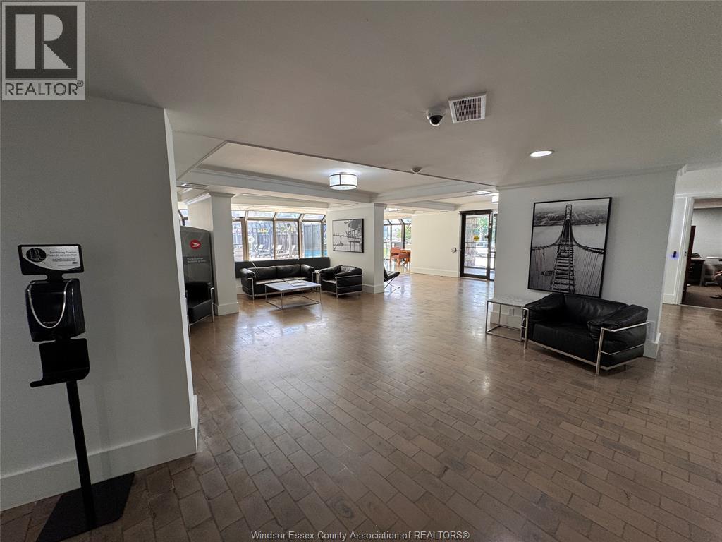 Photo 12 of 111 Riverside Drive Unit 406, Windsor ON