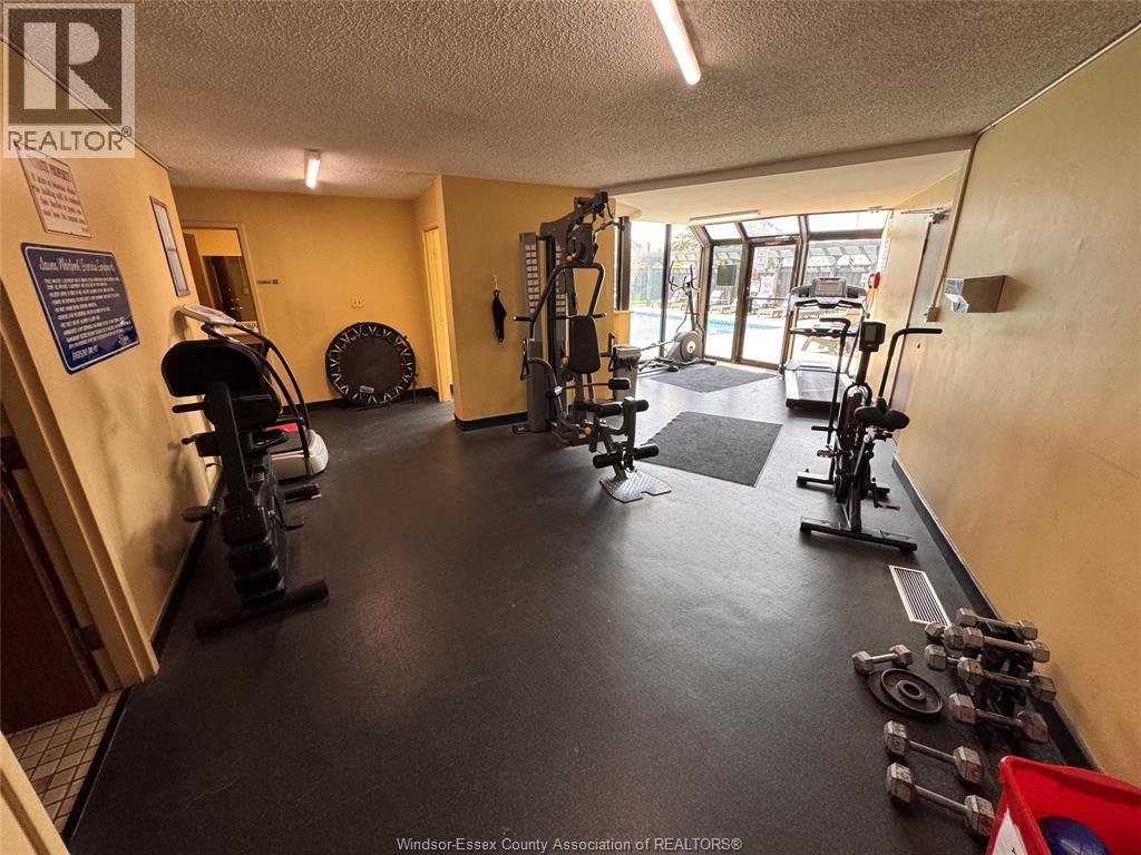 Photo 11 of 111 Riverside Drive Unit 406, Windsor ON