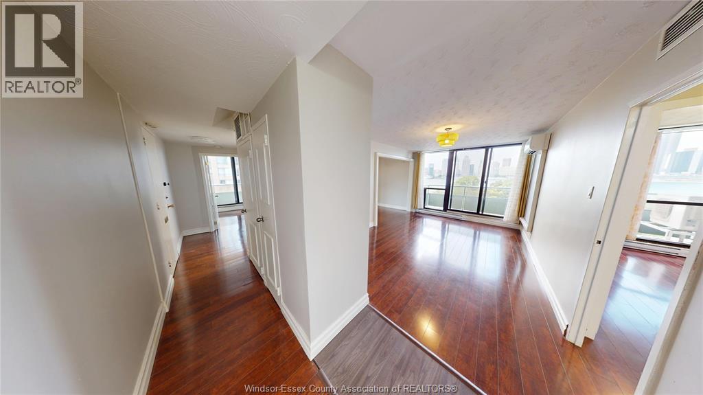 Photo 19 of 111 Riverside Drive Unit 406, Windsor ON