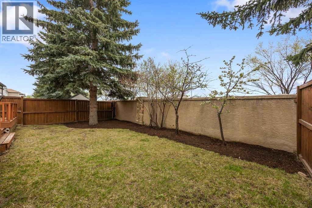 Single Family House for Sale in  Cougarstone Circle SW Cougar Ridge Calgary 