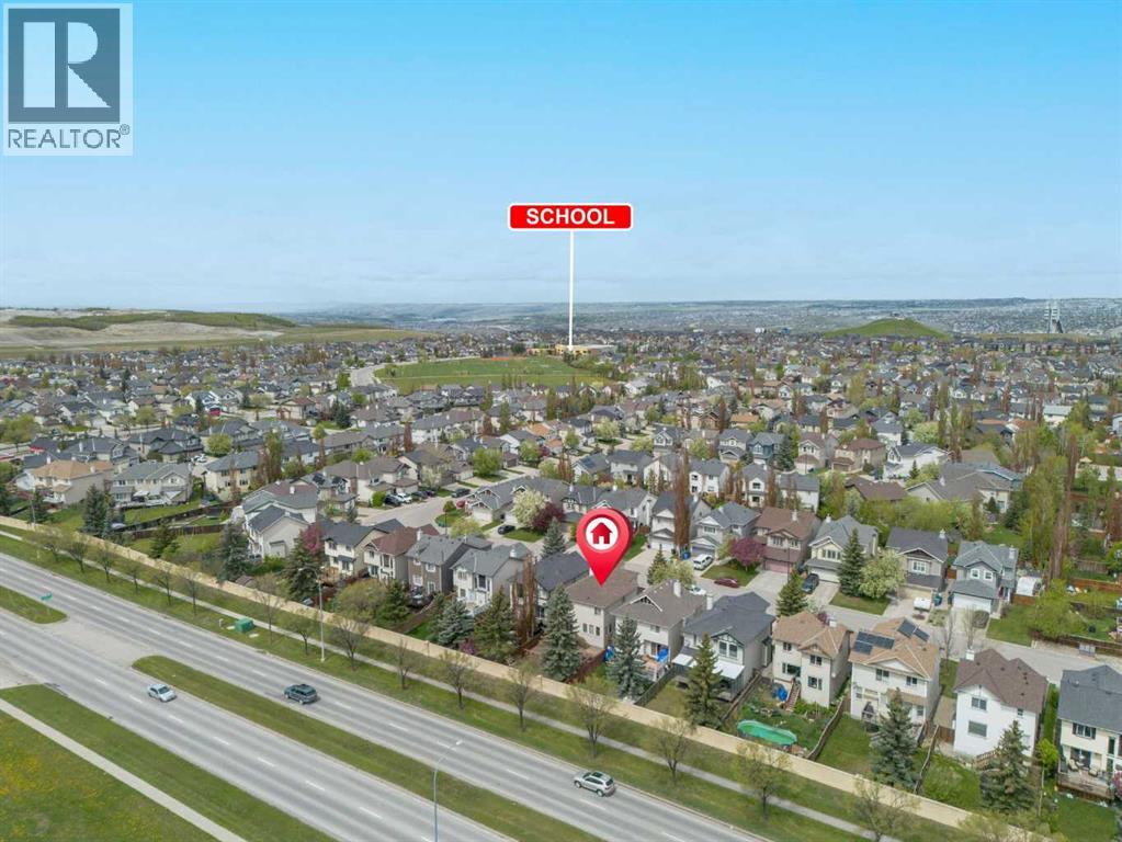 Single Family House for Sale in  Cougarstone Circle SW Cougar Ridge Calgary 