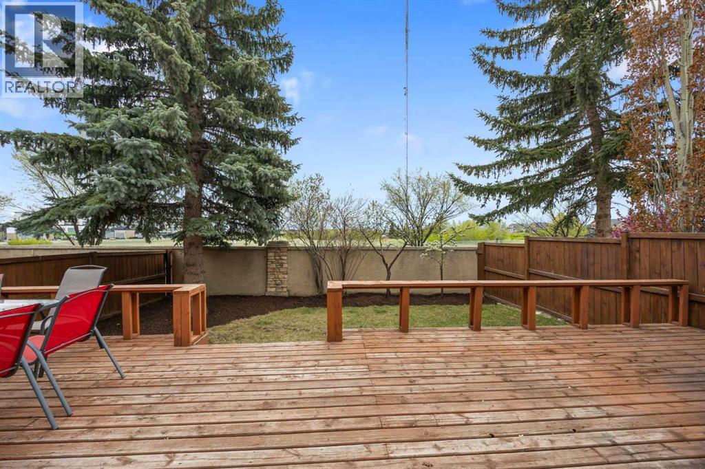 Single Family House for Sale in  Cougarstone Circle SW Cougar Ridge Calgary 
