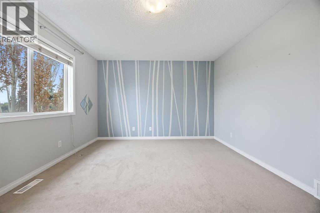 Single Family House for Sale in  Cougarstone Circle SW Cougar Ridge Calgary 