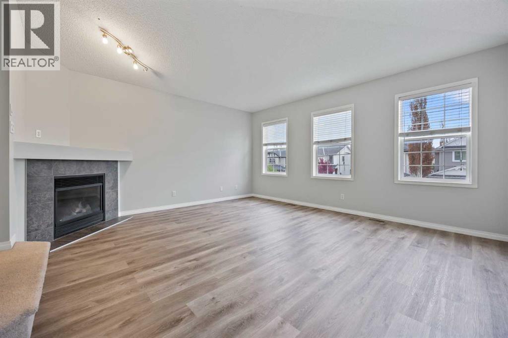Single Family House for Sale in  Cougarstone Circle SW Cougar Ridge Calgary 