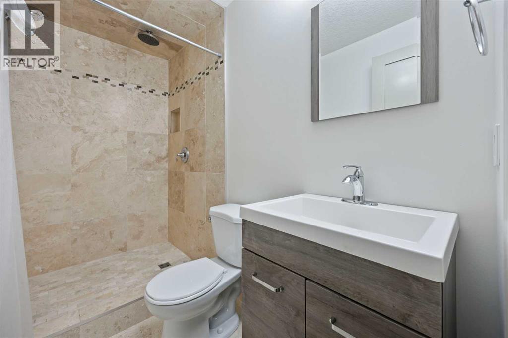 Single Family House for Sale in  Cougarstone Circle SW Cougar Ridge Calgary 