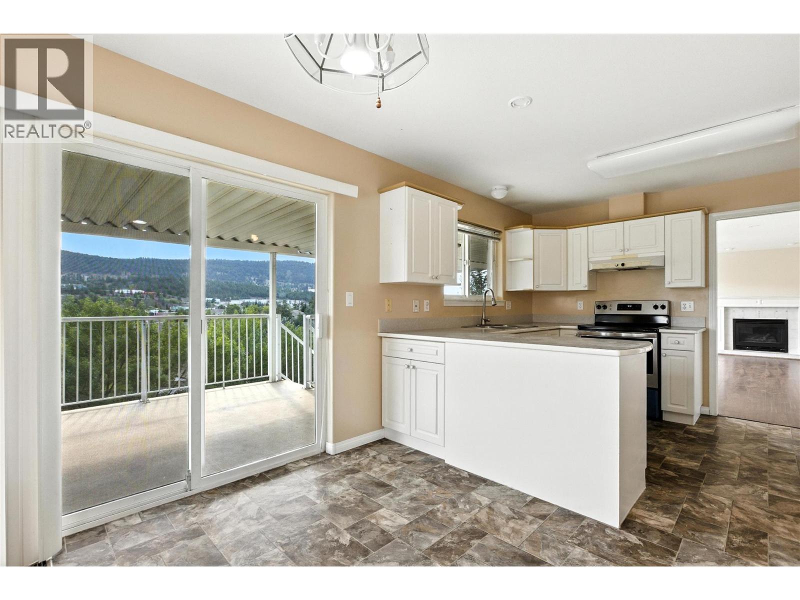 Photo 16 of 1379 Sunshine Court, Kamloops BC