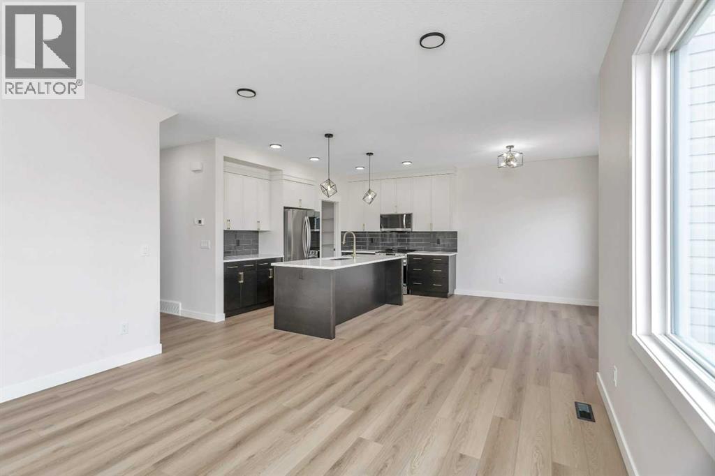 Photo 19 of 13 Murphy Close, Blackfalds AB