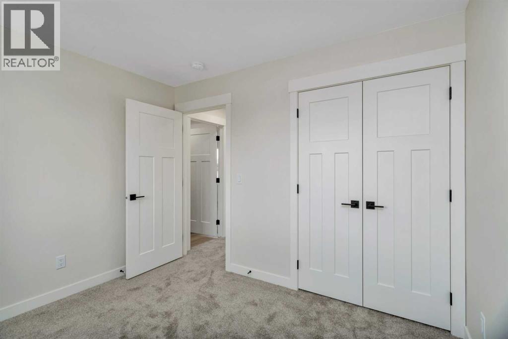 Photo 3 of 13 Murphy Close, Blackfalds AB