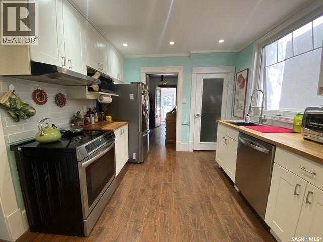 Photo 13 of 715 Dufferin Avenue, Saskatoon SK
