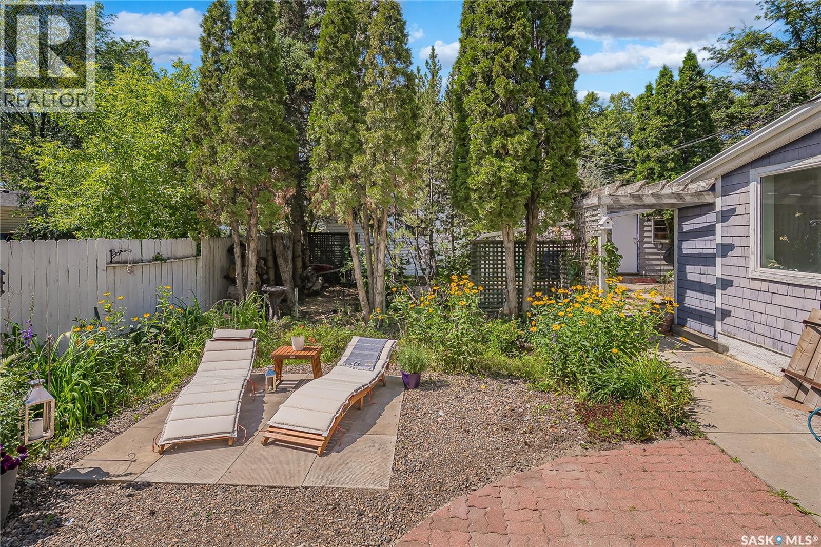 Single Family House 2 Level for Sale in  B AVENUE N Saskatoon 
