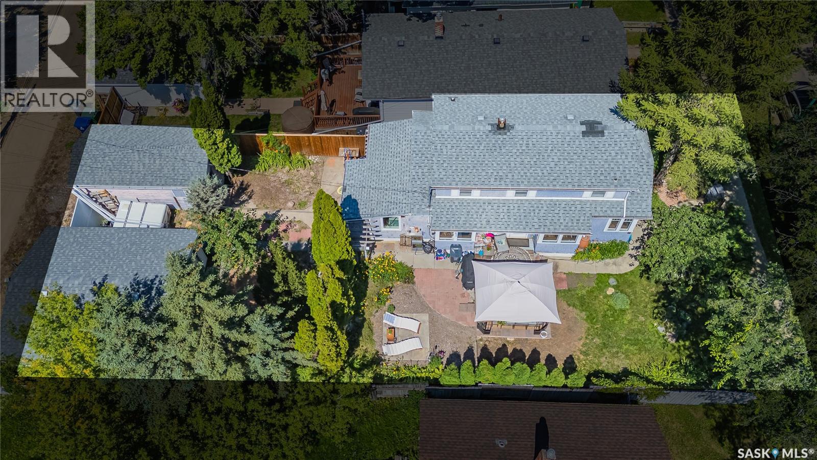 Single Family House 2 Level for Sale in  B AVENUE N Saskatoon 