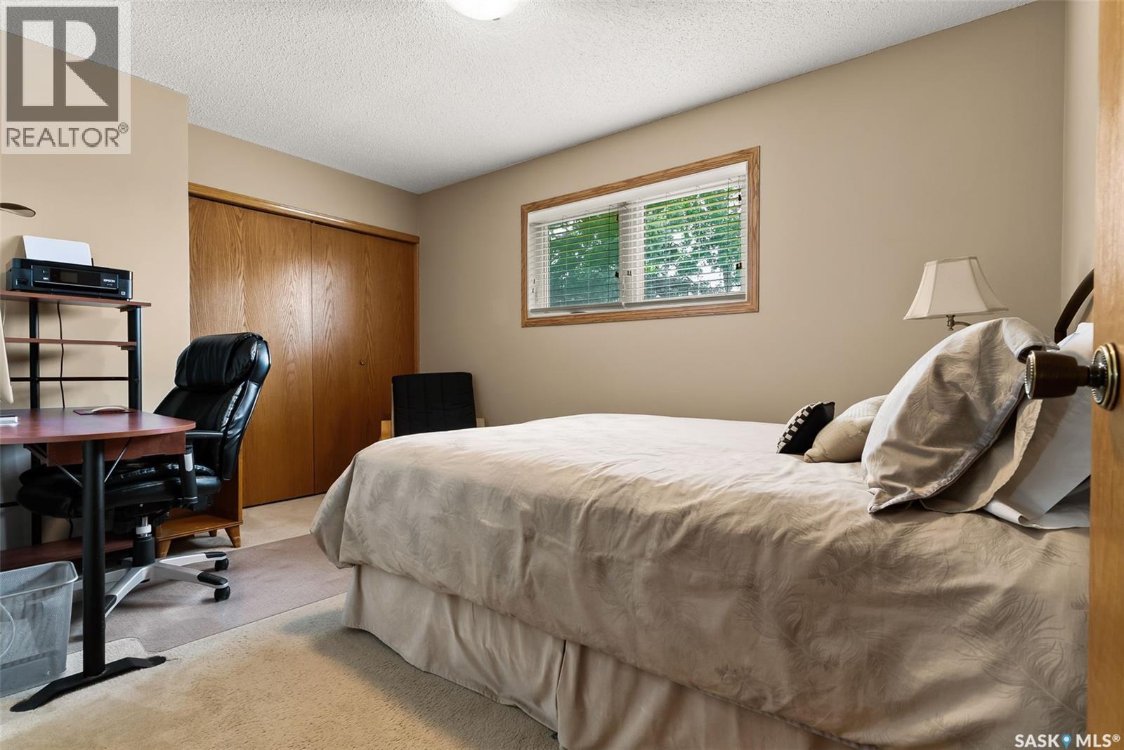 Photo 11 of 3646 Moffat Bay, Regina SK