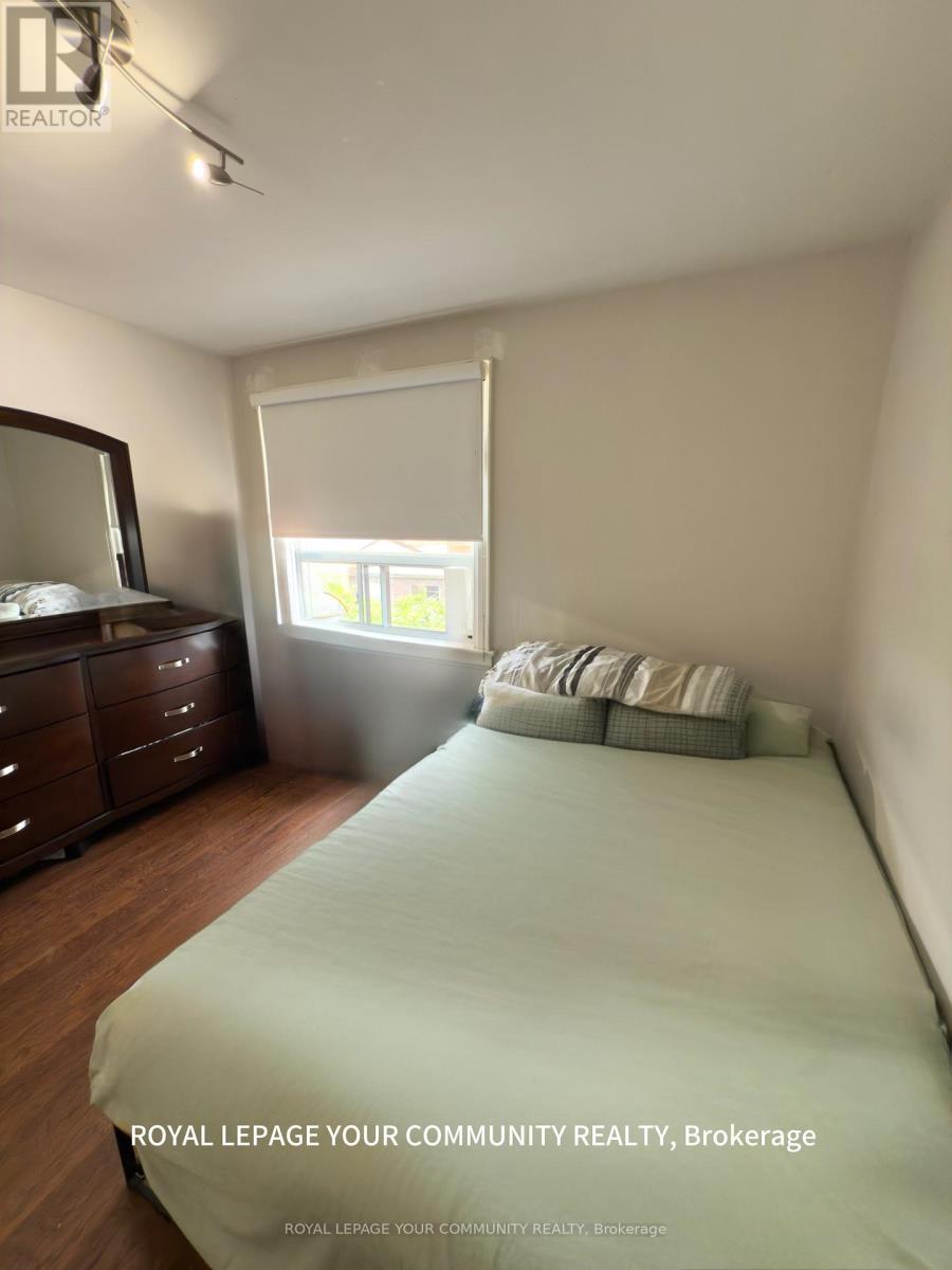 Photo 21 of 2nd Floor 7 Harvie Avenue E, Toronto ON