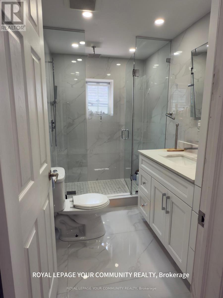 Photo 6 of 2nd Floor 7 Harvie Avenue E, Toronto ON
