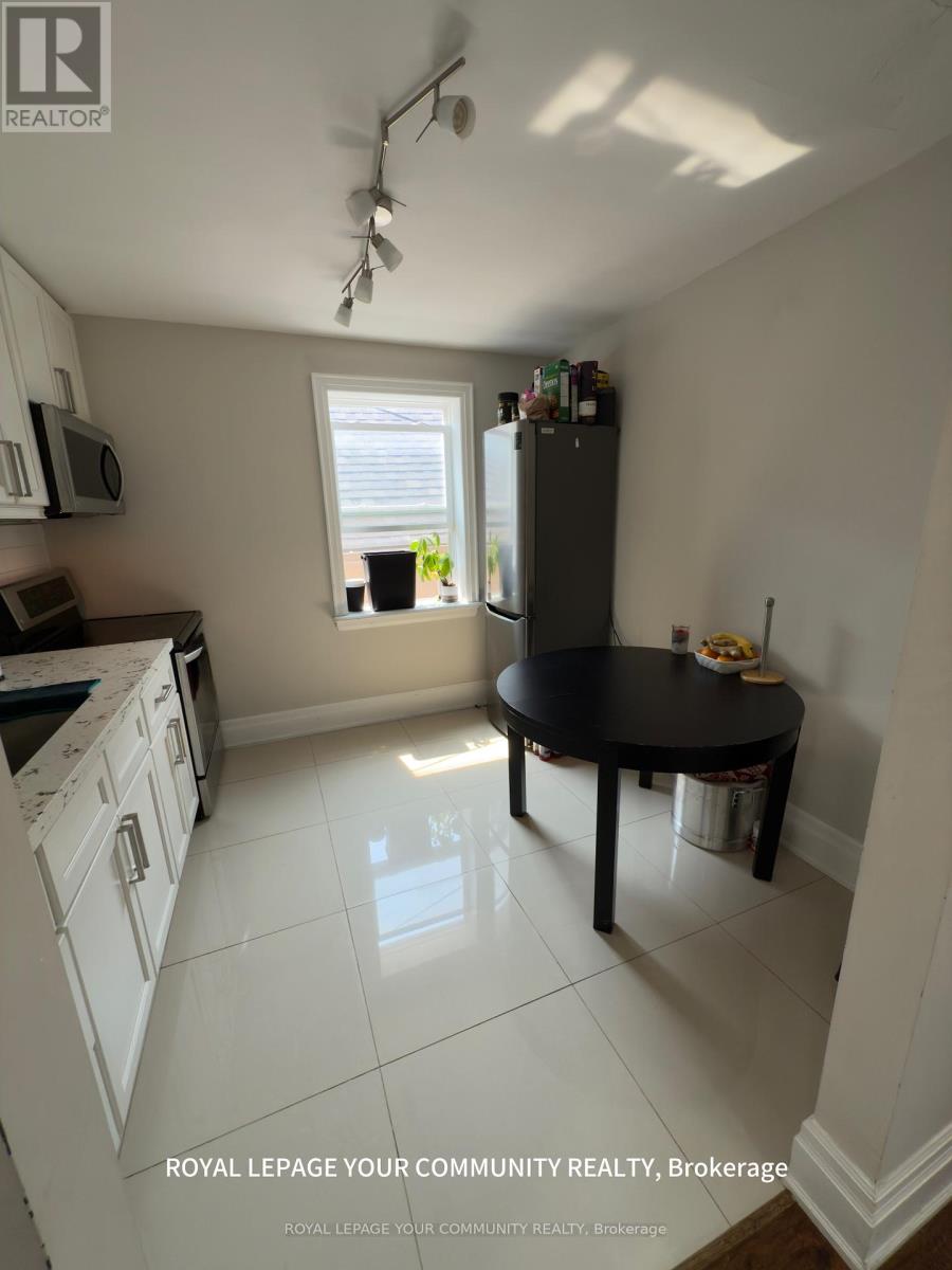 Photo 3 of 2nd Floor 7 Harvie Avenue E, Toronto ON