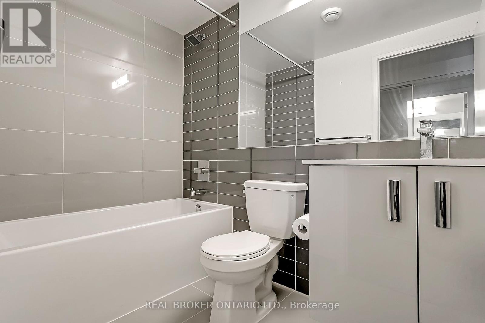 Photo 21 of 832 26 Gibbs Road, Toronto ON