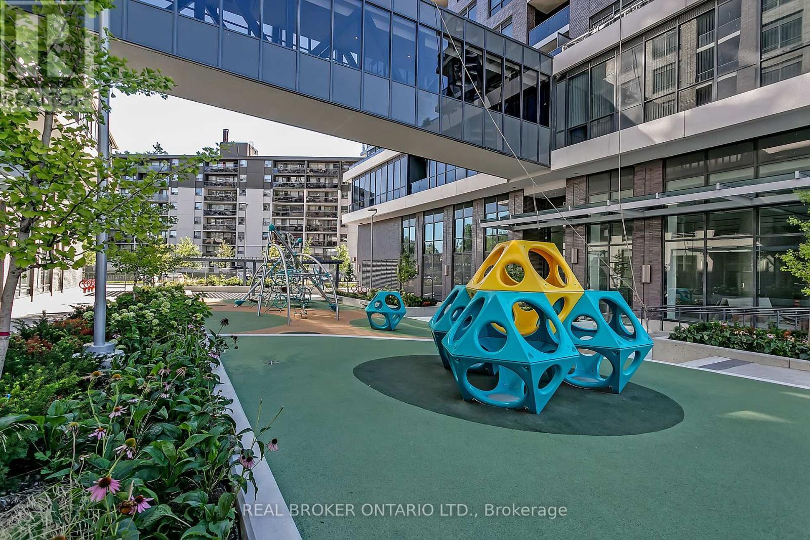 Photo 28 of 832 26 Gibbs Road, Toronto ON