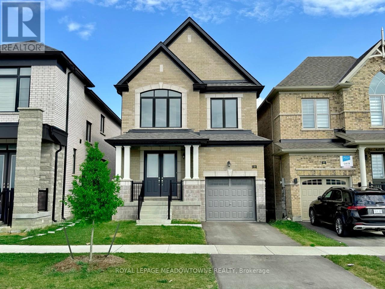 Photo 1 of 19 Lippa Drive, Caledon ON