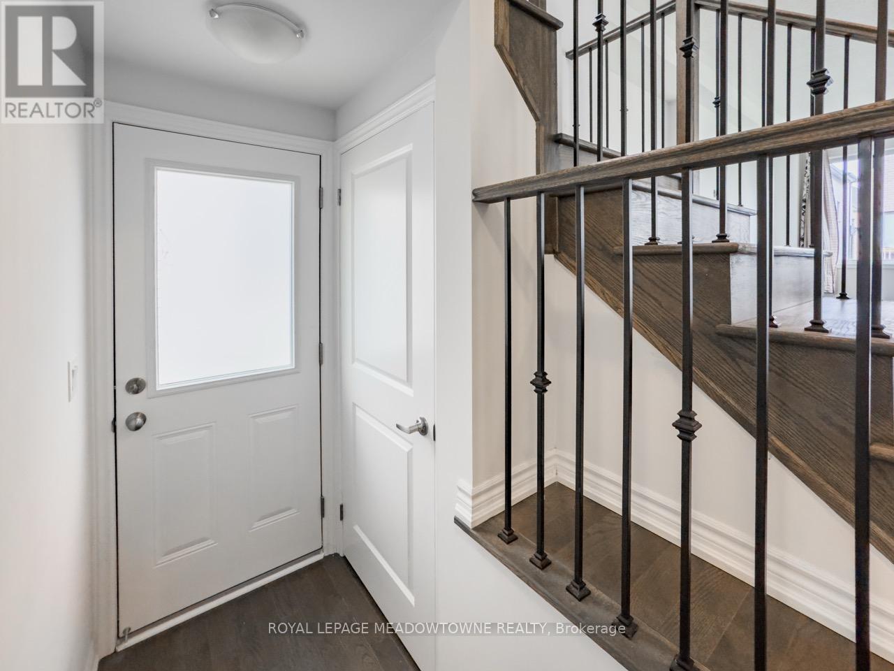 Photo 13 of 19 Lippa Drive, Caledon ON