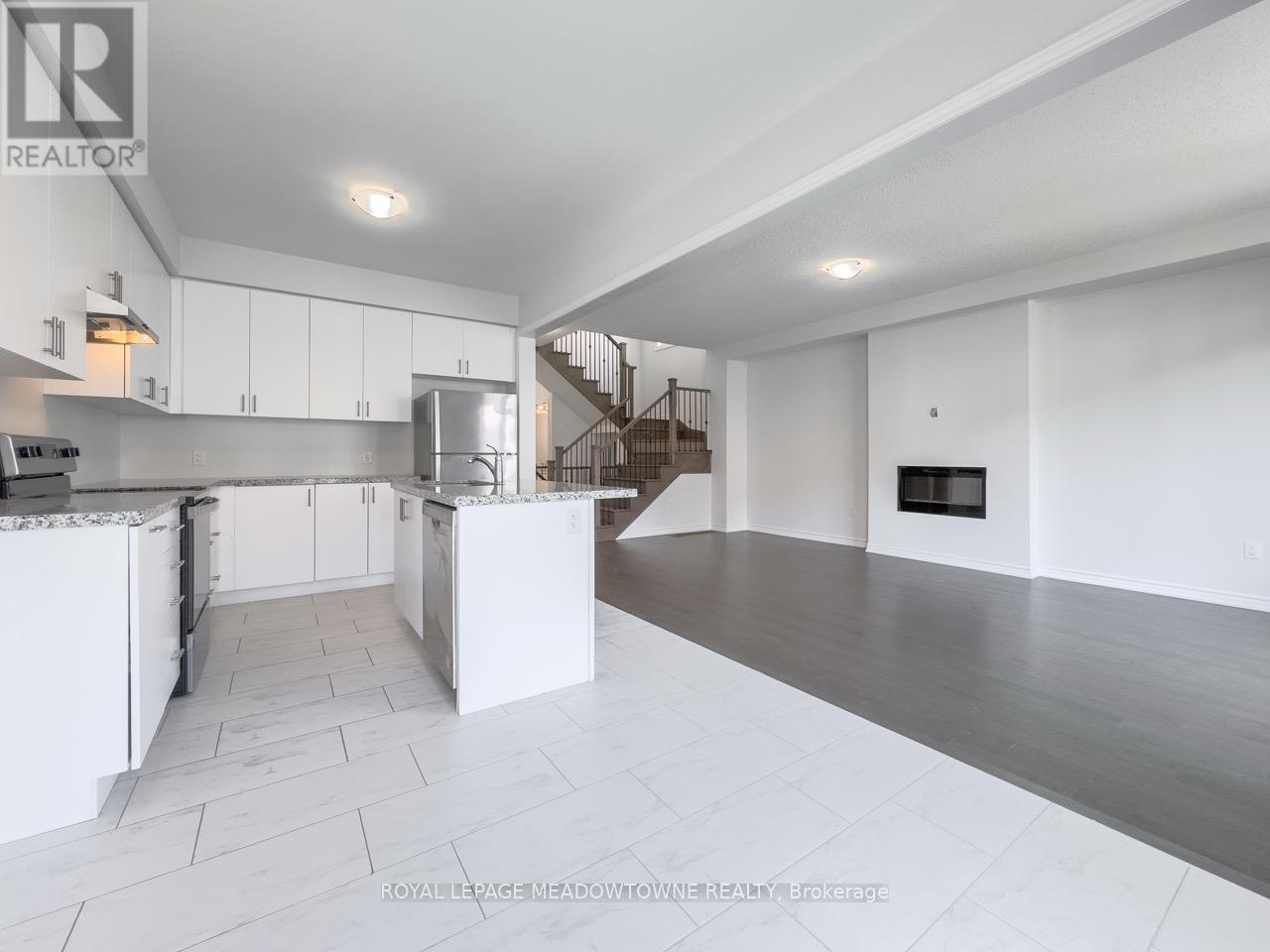 Photo 6 of 19 Lippa Drive, Caledon ON