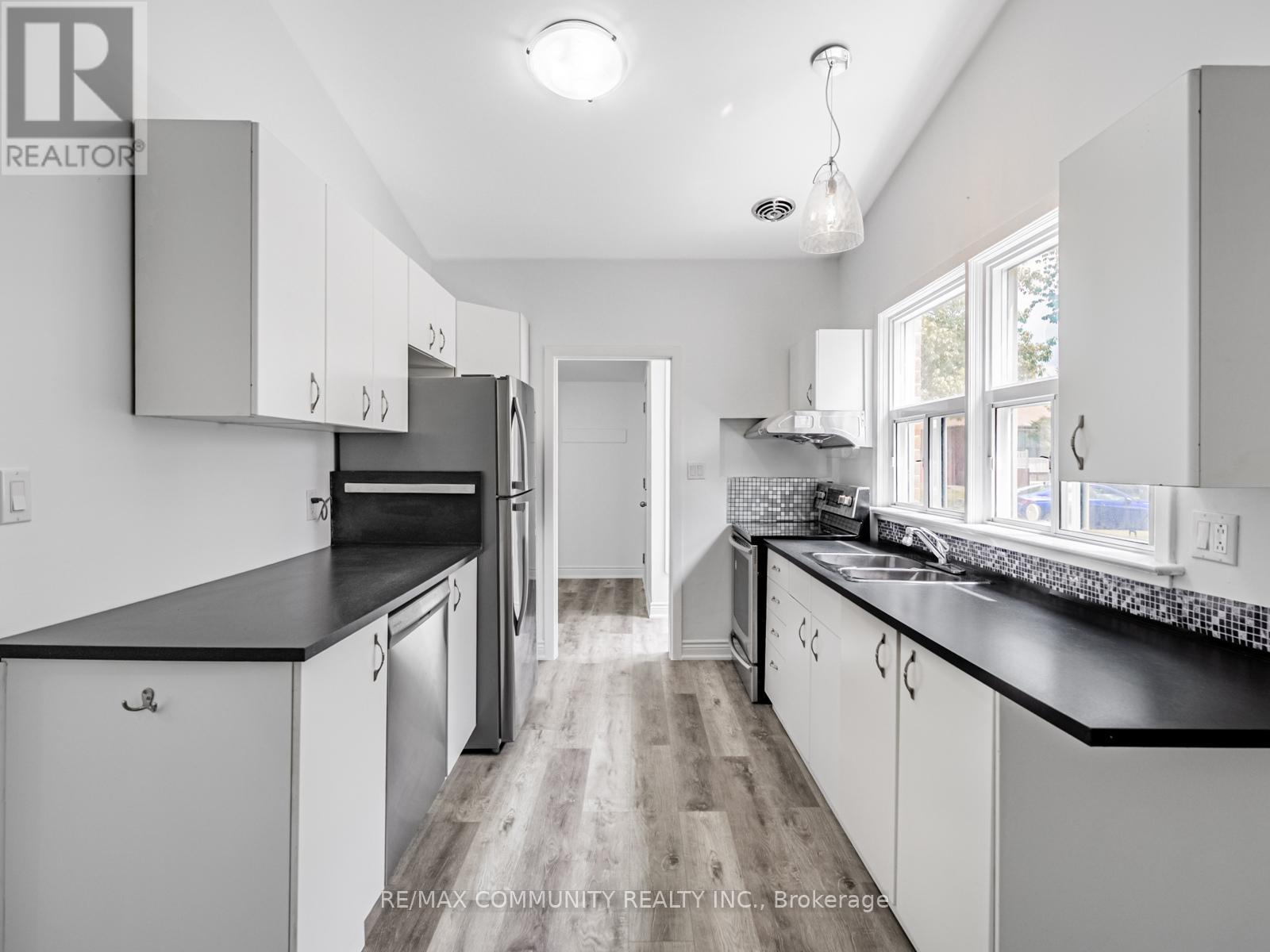 Photo 27 of 5 Langwith Court, Brampton ON