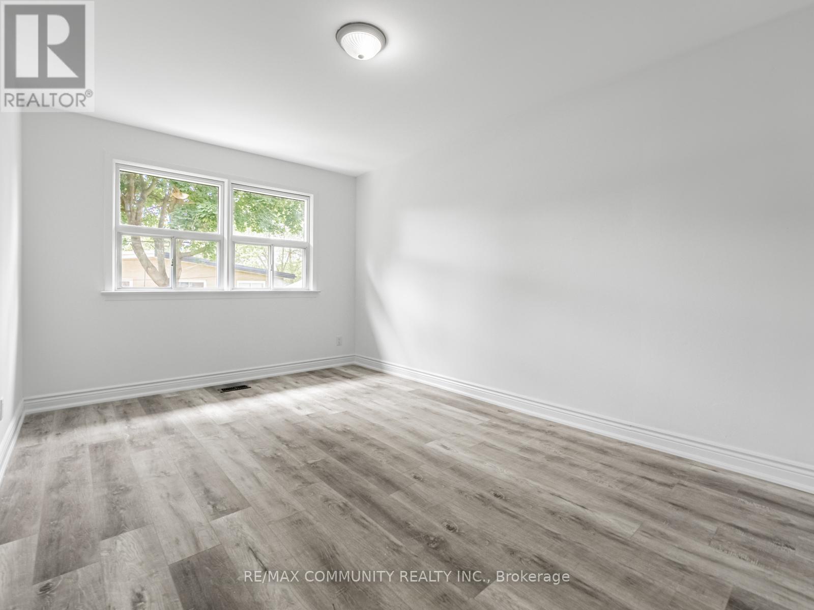 Photo 30 of 5 Langwith Court, Brampton ON